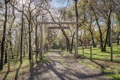 14263 Beitler Rd, Nevada City, CA 95959 - photo 3