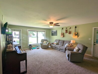 235 Toll Cir, Bluffton, IN 46714 - photo 3