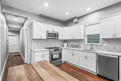 95 Falcon St unit 1, Boston, MA 02128 - photo 4