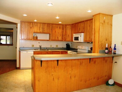 Kitchen (3)