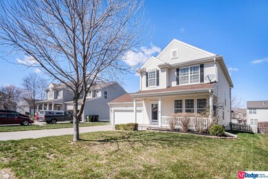 908 Mineral Dr, Papillion, NE 68046 - photo 2