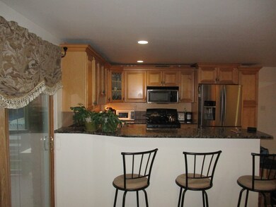 17 Hasey St, Revere, MA 02151 - photo 3