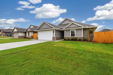 4304 Eloise Dr, Shawnee, OK 74804 - photo 3