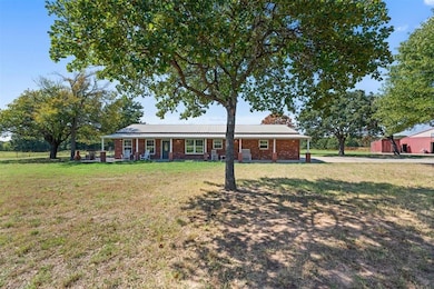 20302 Kings Rd, Shawnee, OK 74801 - photo 4