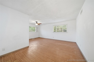 1045 E 51st Place N, Tulsa, OK 74126 - photo 6