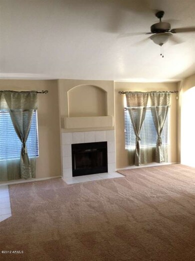 FamilyRoom2
