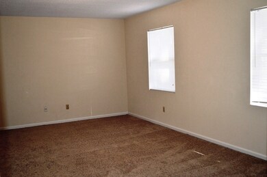215 Kirk Ln unit 22, Pendleton, SC 29670 - photo 2