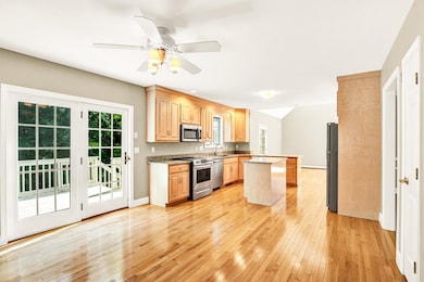 60 Pheasant Ln, Hampstead, NH 03841 - photo 5