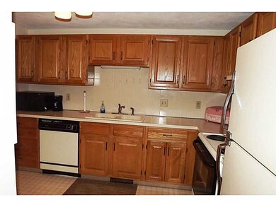 2709 Pinewood Dr, Smithfield, RI 02917 - photo 3