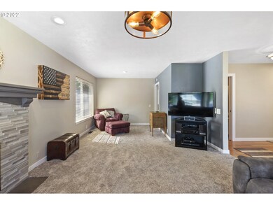 1391 SE 10th Ave, Canby, OR 97013 - photo 7