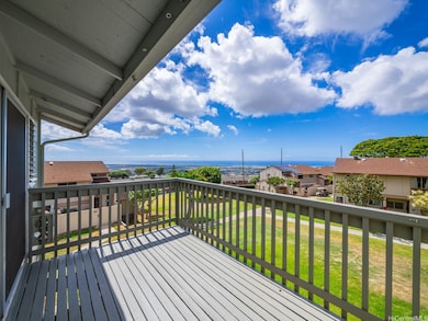 Ocean and Diamond head views!