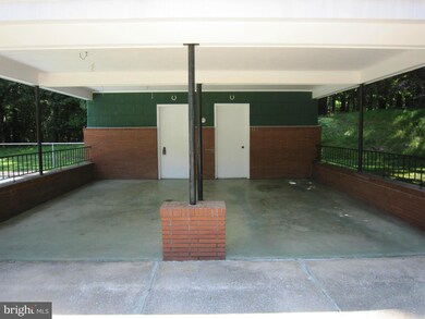 12311 Dover Rd, Reisterstown, MD 21136 - photo 4