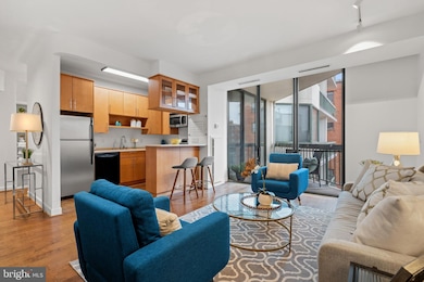 The Griffin Condominium unit 707, Washington, DC 20037 - photo 5