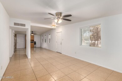 2638 N 47th Dr, Phoenix, AZ 85035 - photo 5