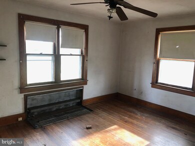 132 S Brewster Rd, Vineland, NJ 08360 - photo 6