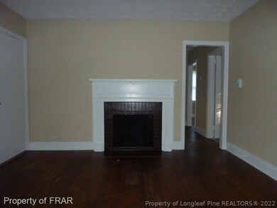 326 Pinecrest Dr, Fayetteville, NC 28305 - photo 2