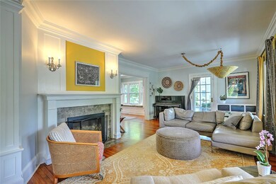 95 Elmgrove Ave, Providence, RI 02906 - photo 4