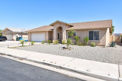 6318 E 44th Place unit 4B, Yuma, AZ 85365 - photo 2