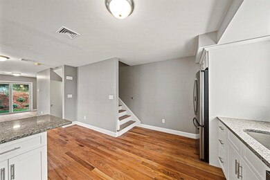 38 Smith St unit A, Quincy, MA 02169 - photo 4