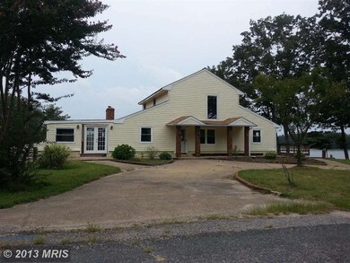 221 Sea Horse Dr, Colonial Beach, VA 22443 - photo 2