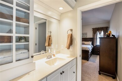 1026 N Maple St, Effingham, IL 62401 - photo 7