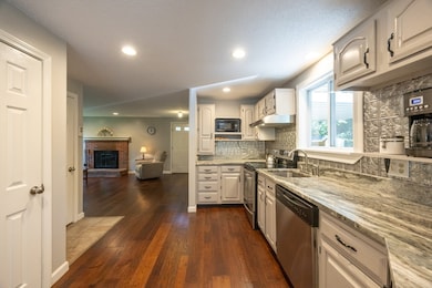 200 S Worcester St, Norton, MA 02766 - photo 6