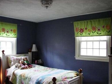 10 Blossom Dr, Billerica, MA 01821 - photo 6