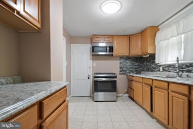 16 Clover Ave, Ewing, NJ 08638 - photo 5