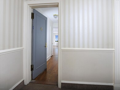 25 W Elm St unit 45, Greenwich, CT 06830 - photo 4