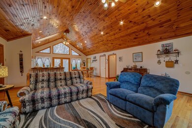 006-340719-15-348 Parkview Dr-300_866630