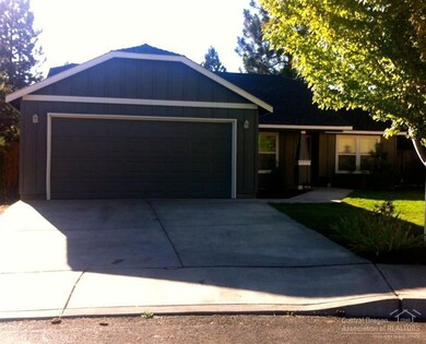 19818 Sprig Ct, Bend, OR 97702 - photo 2