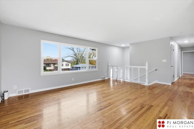 3927 Read St, Omaha, NE 68112 - photo 5