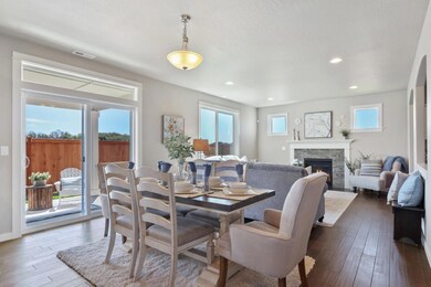 1812 NE Kristi Ct, Bend, OR 97702 - photo 4