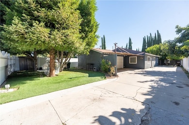 16038 Hartland St, Van Nuys, CA 91406 - photo 3