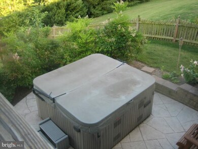 204 Riverview Ct, Sykesville, MD 21784 - photo 3