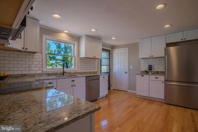 260 Henshaw Rd, Bunker Hill, WV 25413 - photo 7