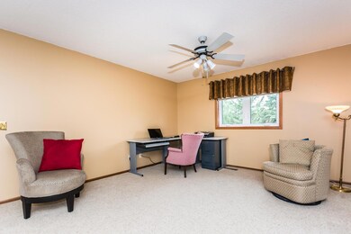 1701 Widman Ln Crookston MN-large-004-9-