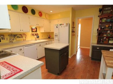 331 331 Logan Ave E, West St. Paul, MN 55118 - photo 5