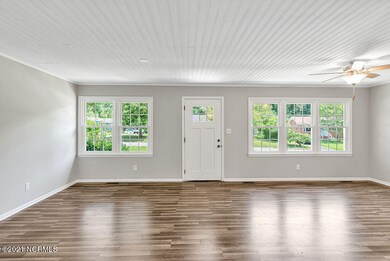 305 Long Acre Dr, Jacksonville, NC 28546 - photo 6