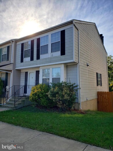 7256 Procopio Cir, Columbia, MD 21046 - photo 2