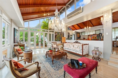 201 Rey Gustavo La Villa de Torrimar, Guaynabo, PR 00969 - photo 2