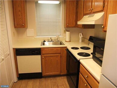 826 South Ave unit R2, Secane, PA 19018 - photo 7