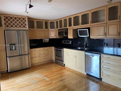 11871 SW 8th Ct, Davie, FL 33325 - photo 5