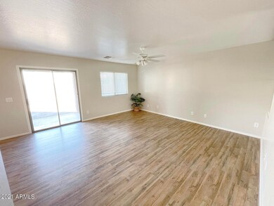43760 W Magnolia - 3