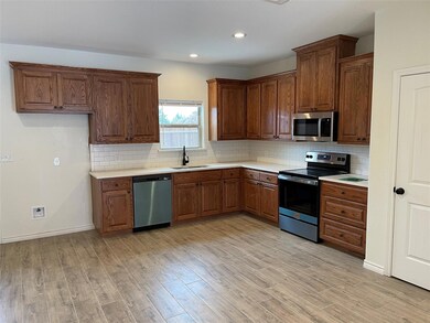 2319 County Road 704b unit 2321, Cleburne, TX 76031 - photo 3