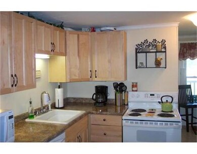 114 Main St unit 3R, South Grafton, MA 01560 - photo 5