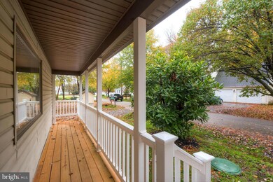 1639 Chesapeake Ln, Edgewater, MD 21037 - photo 3