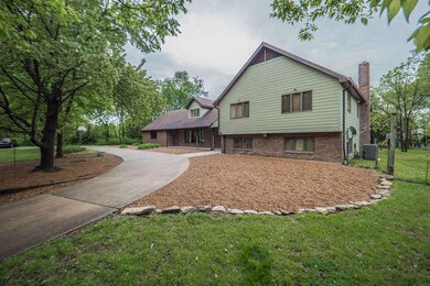 1150 S Cedar Grove Blvd-small-080-12-Fro
