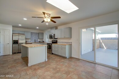 005_Dining Room To Kitchen - Copy