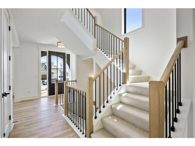 Foyer *photo of like home*